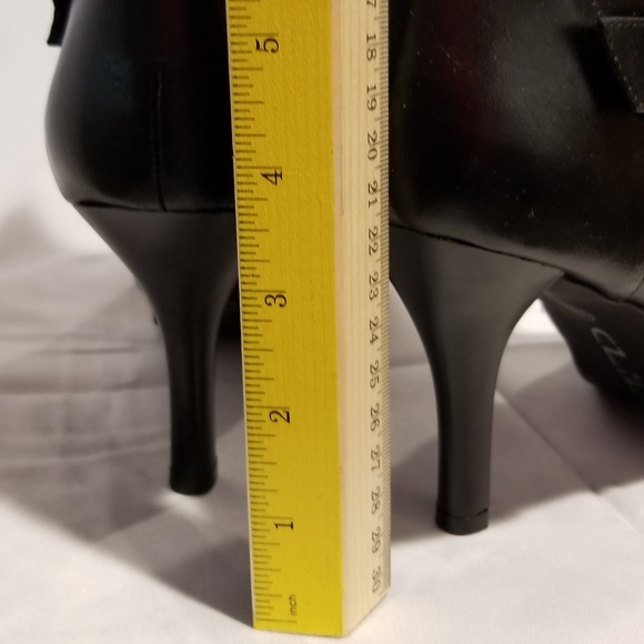 chinese laundry cool kid bootie